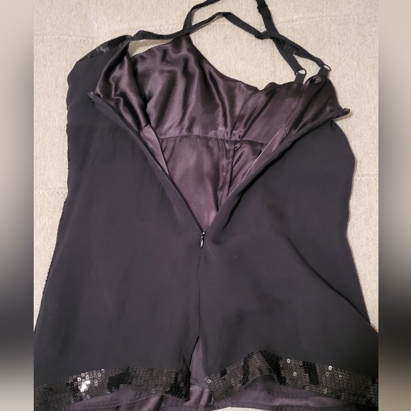 Express black silk tank top w/ black sequin detail - Xsmall - EUC - Picture 9 of 12